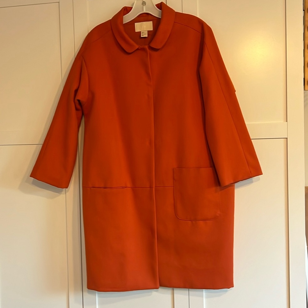 Wool and viscose burnt orange H&M cocoon coat size 6 in great shape